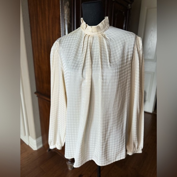 Chaus Vintage Sheer ‎ Blouse - Picture 8 of 14